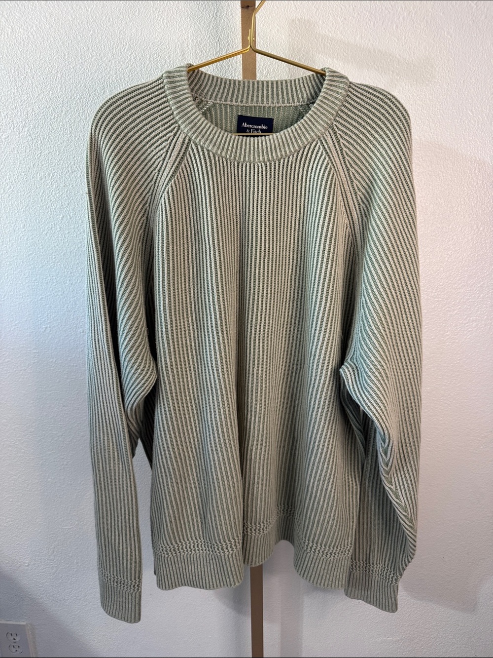 Abercrombie & Fitch Sage Green Ribbed Crew Sweater- XL